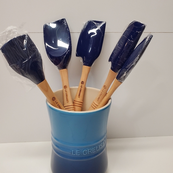 Le Creuset Other - Le creuset Revolution 6 piece Utensil set